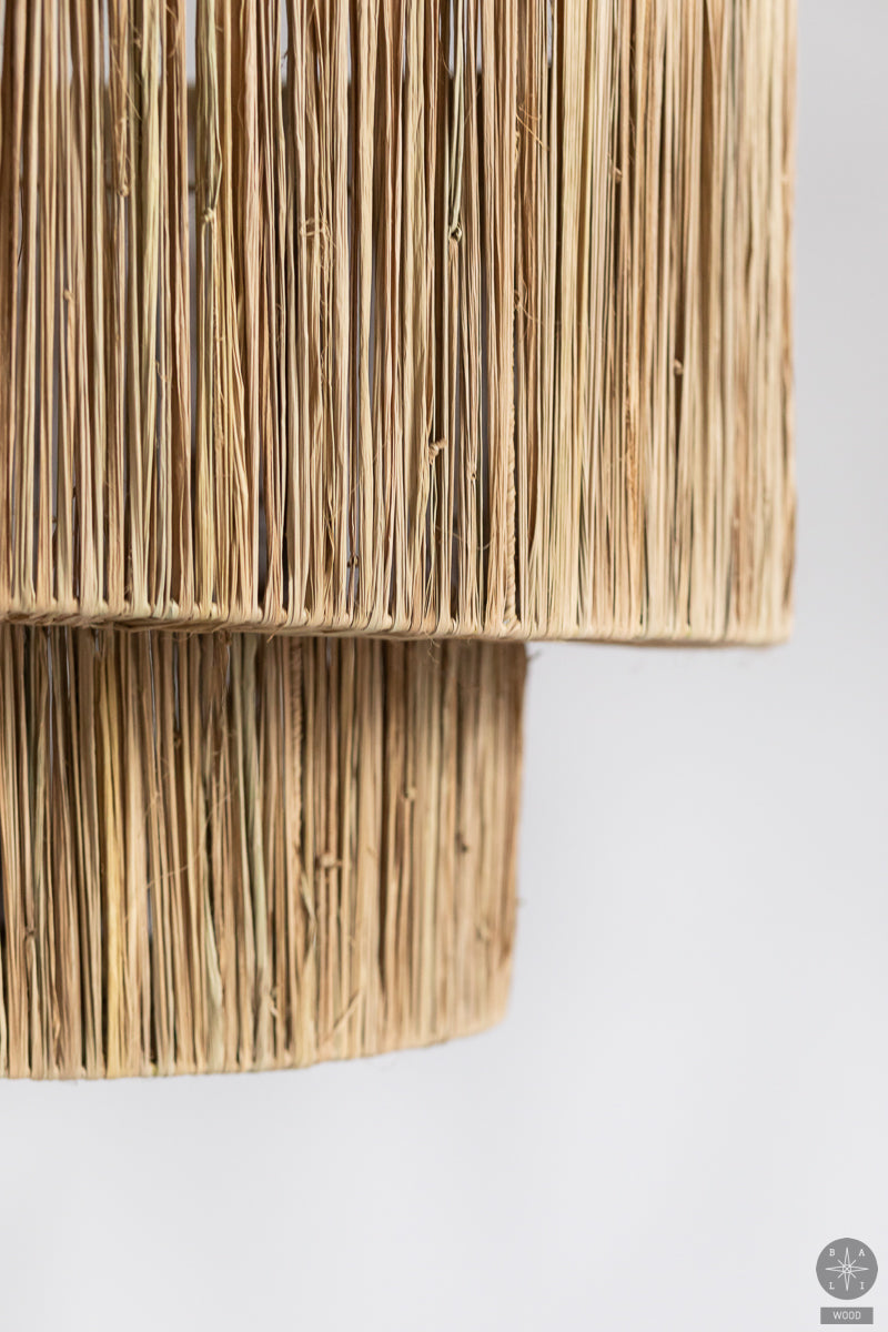 Lampshade made of raffia (defective item)