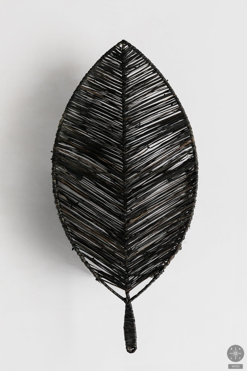 Raffia wall lamp shade