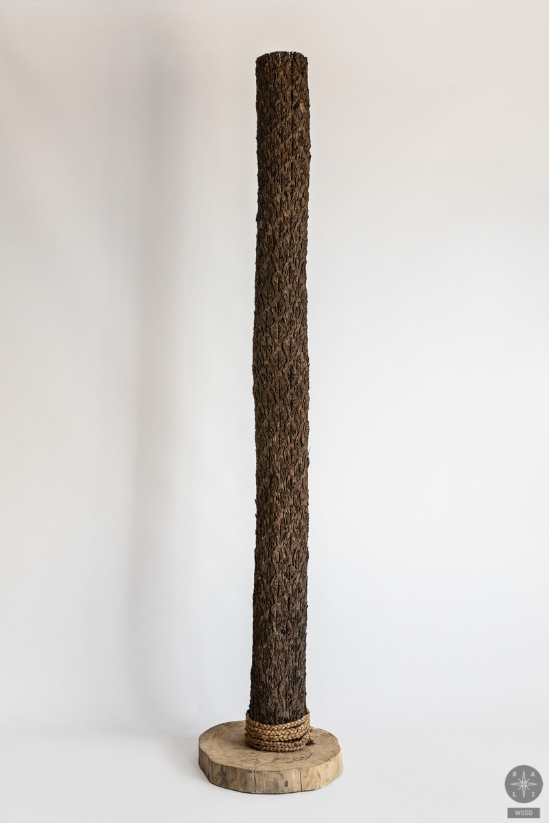 Papaya trunk decoration