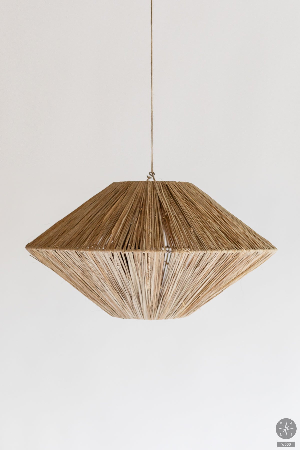 Raffia lampshade