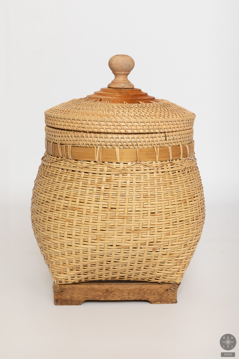 Rattan basket