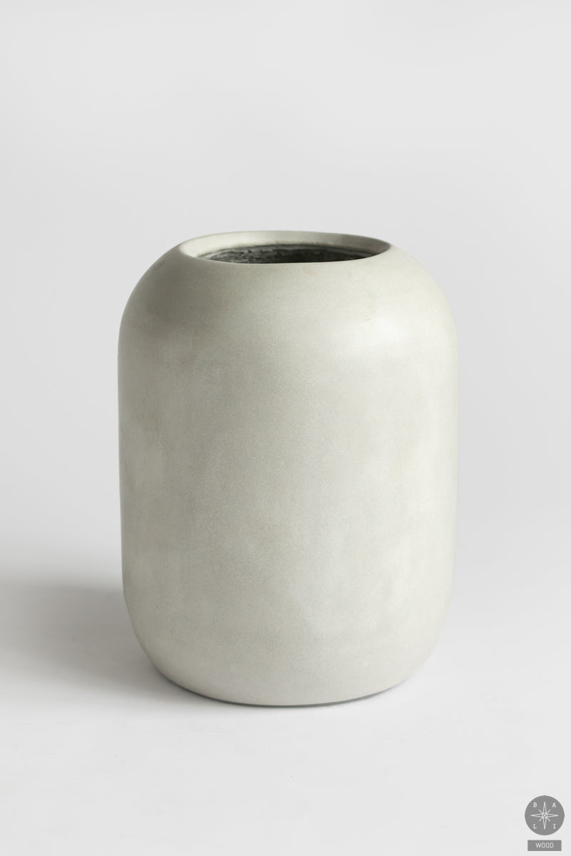 Decorative vase made of concrete