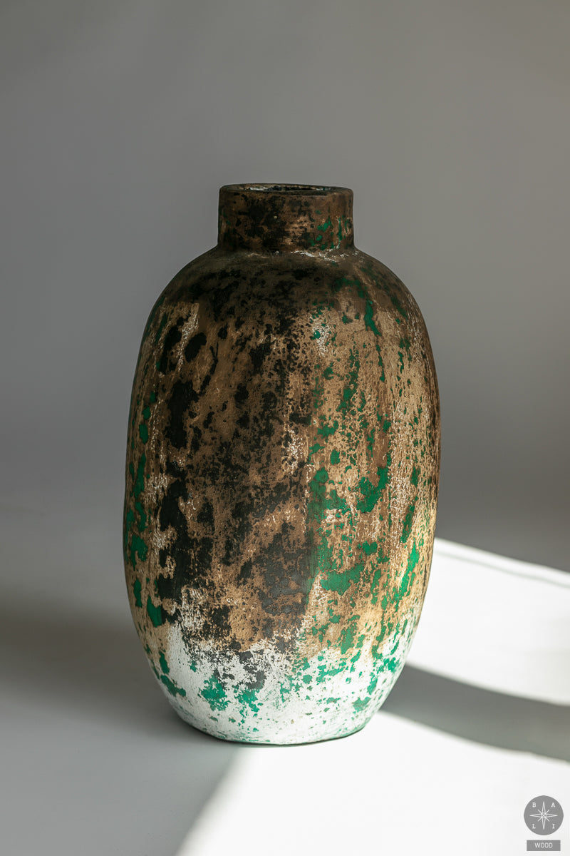 Decorative vase