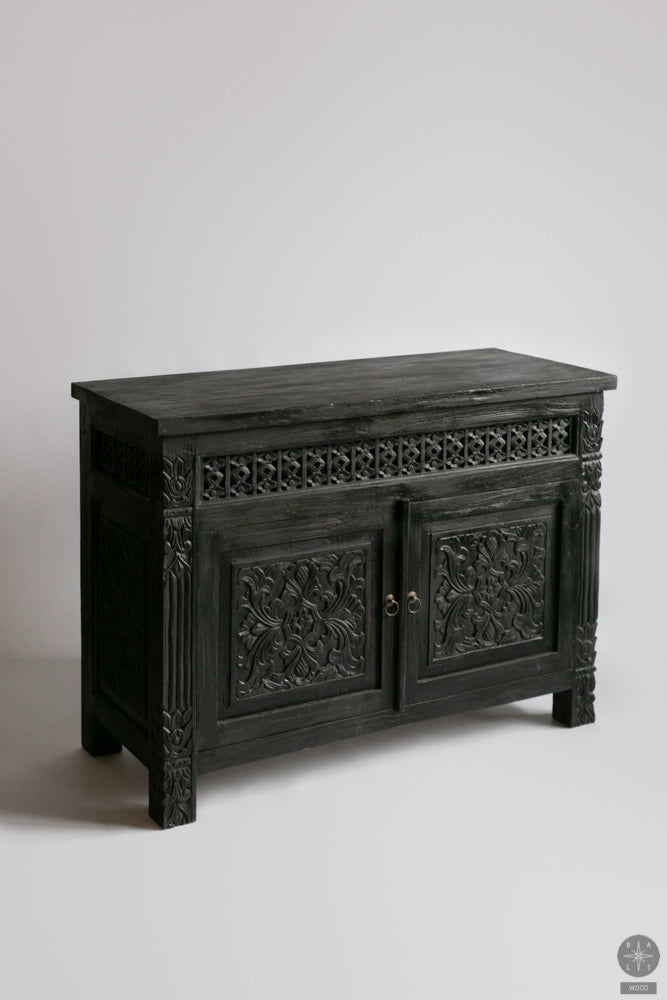 Oriental style chest of drawers