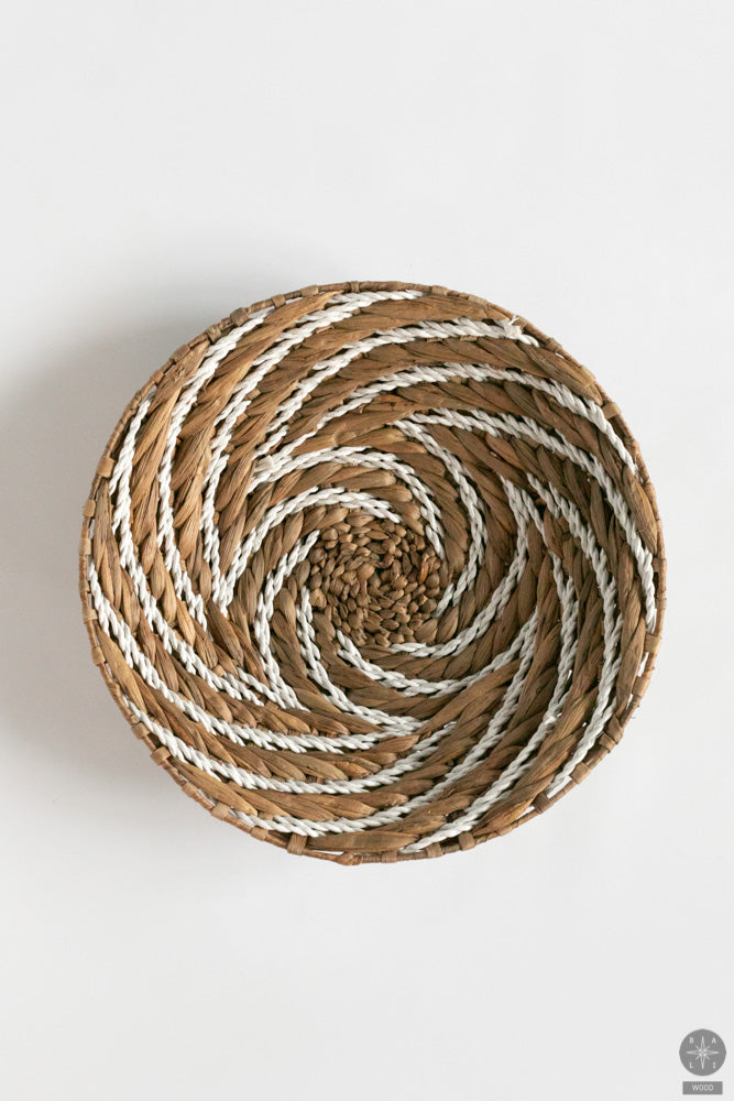 Wicker plate - wall decoration of hyacinth