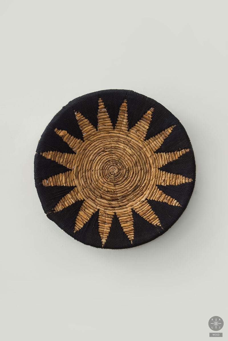 Wicker plate - wall decoration 