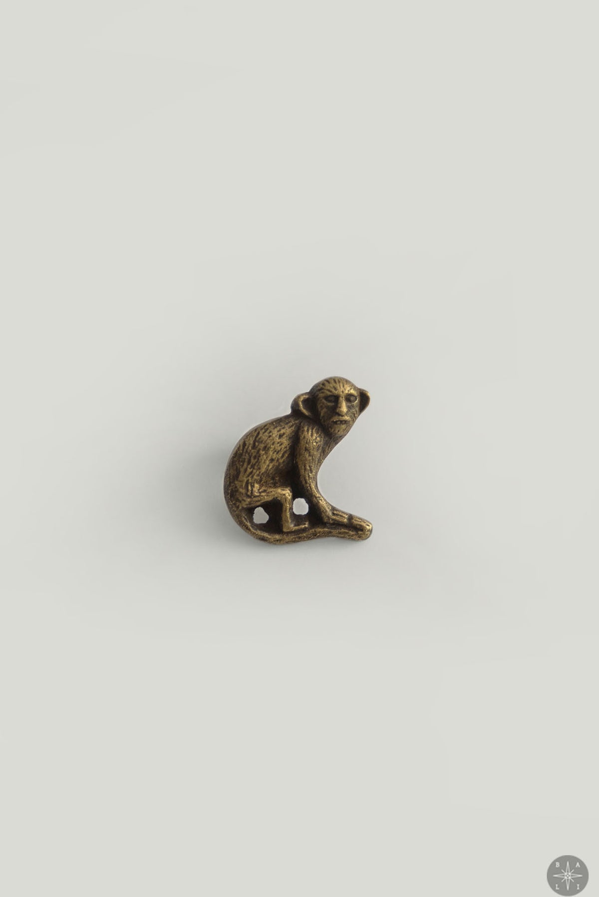 Monkey-shaped handle
