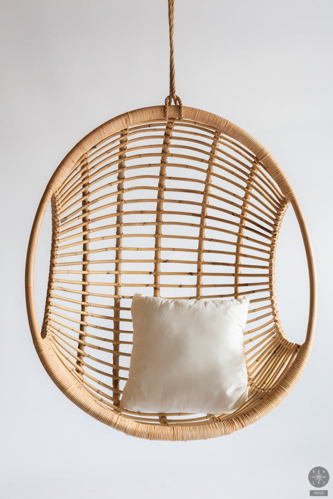 Hanging rattan chair
