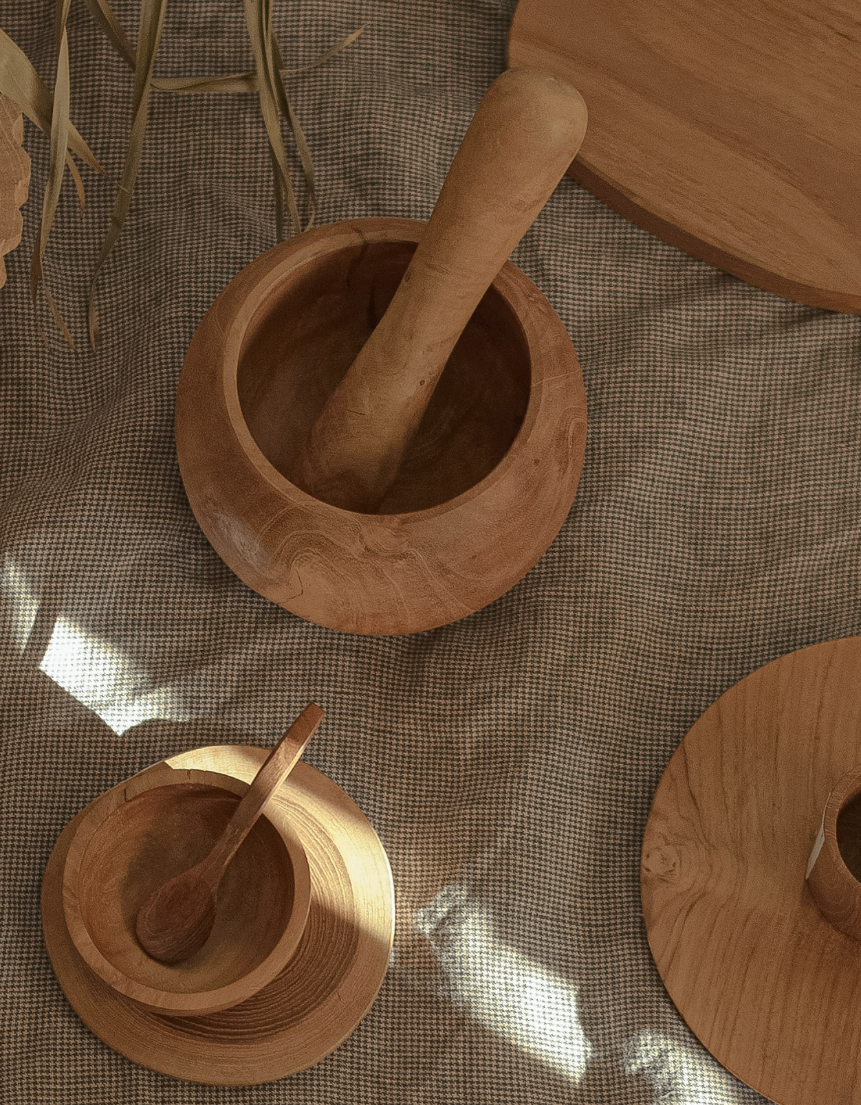 Spice mortar made of teak wood