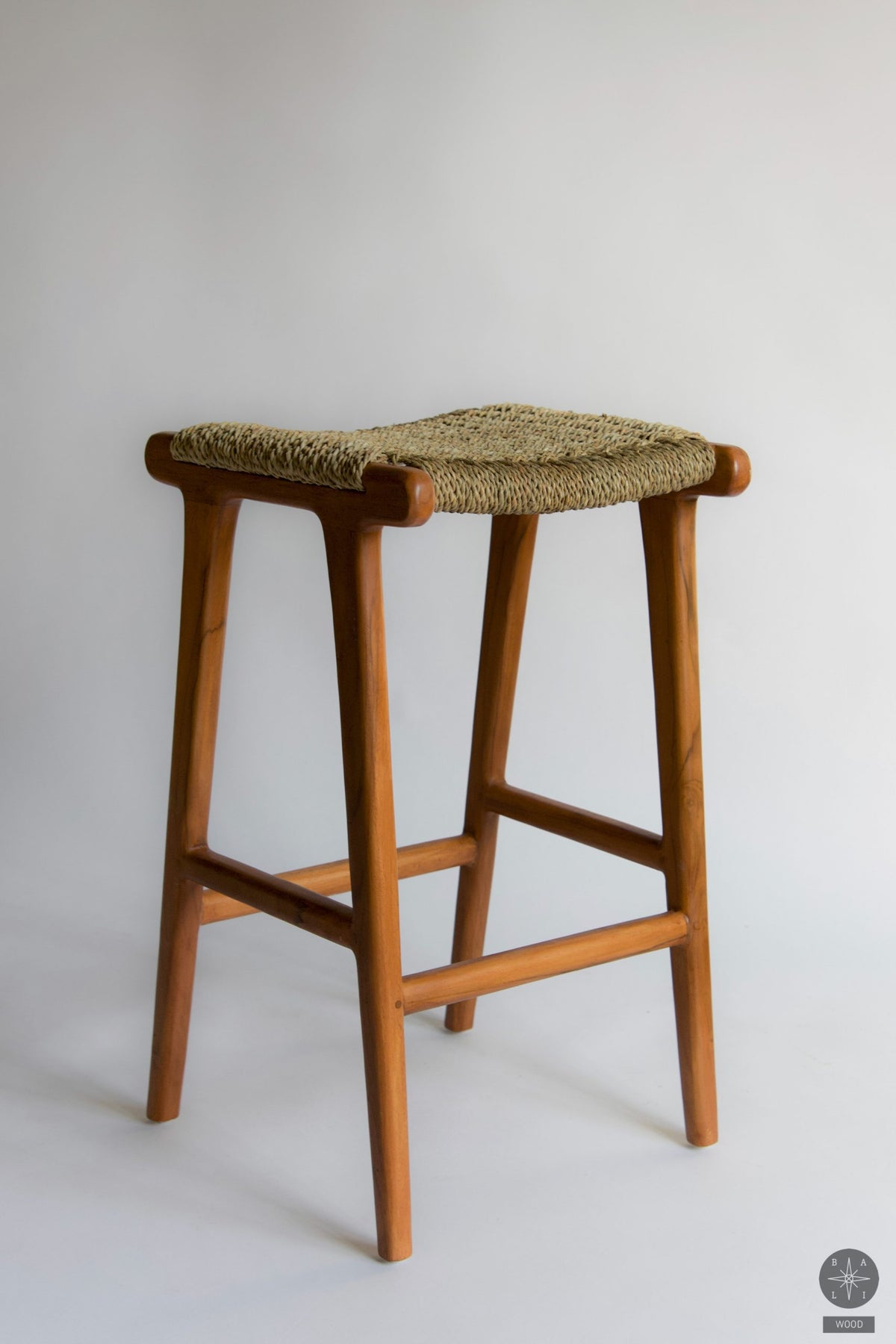 Teak wood and seagrass half-bar chair
