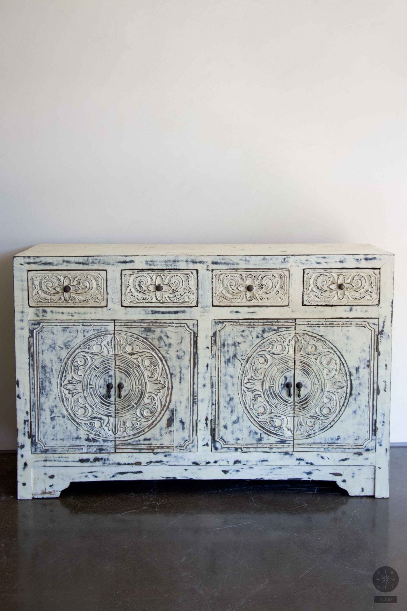 Oriental style chest of drawers