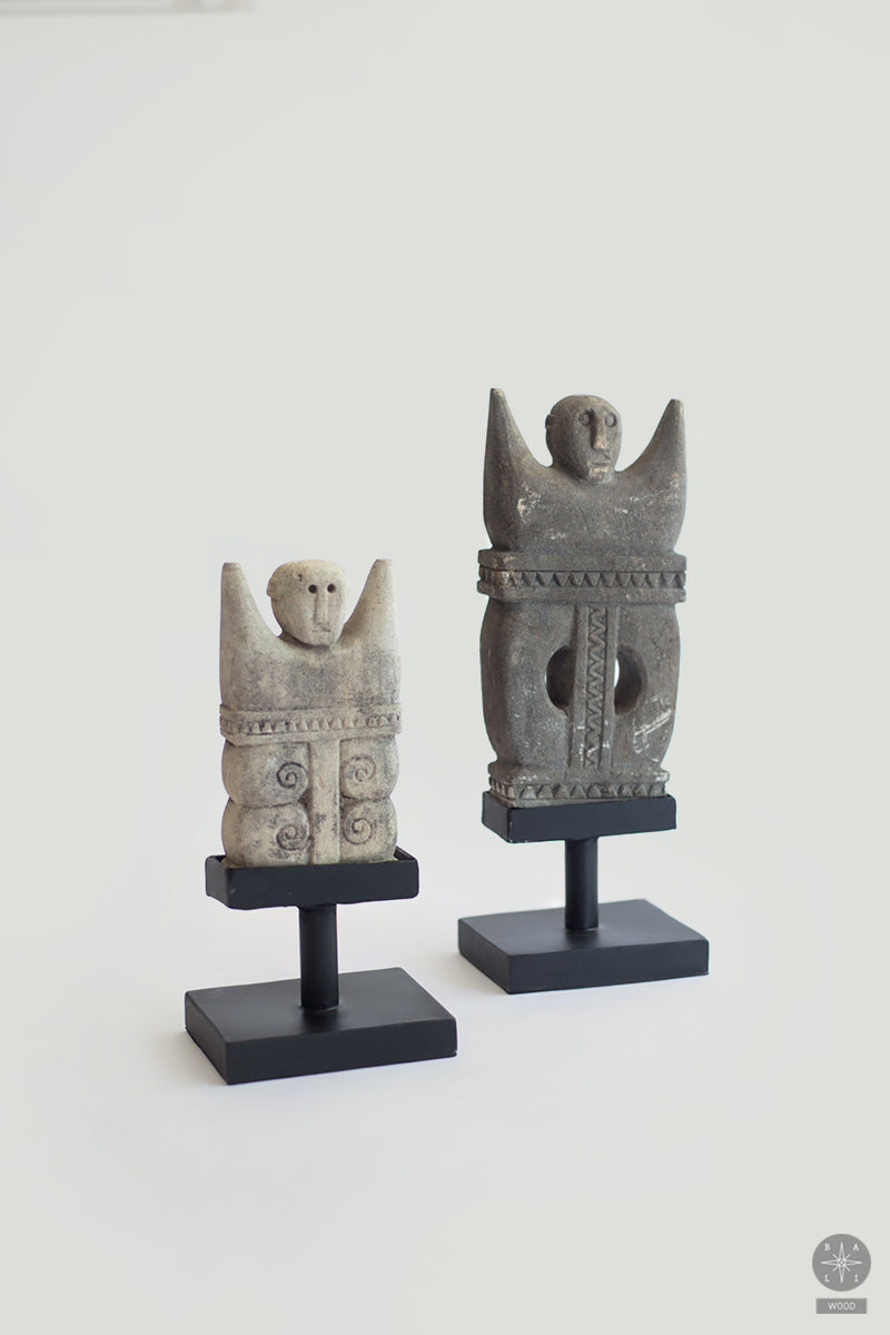 Primitive art statue