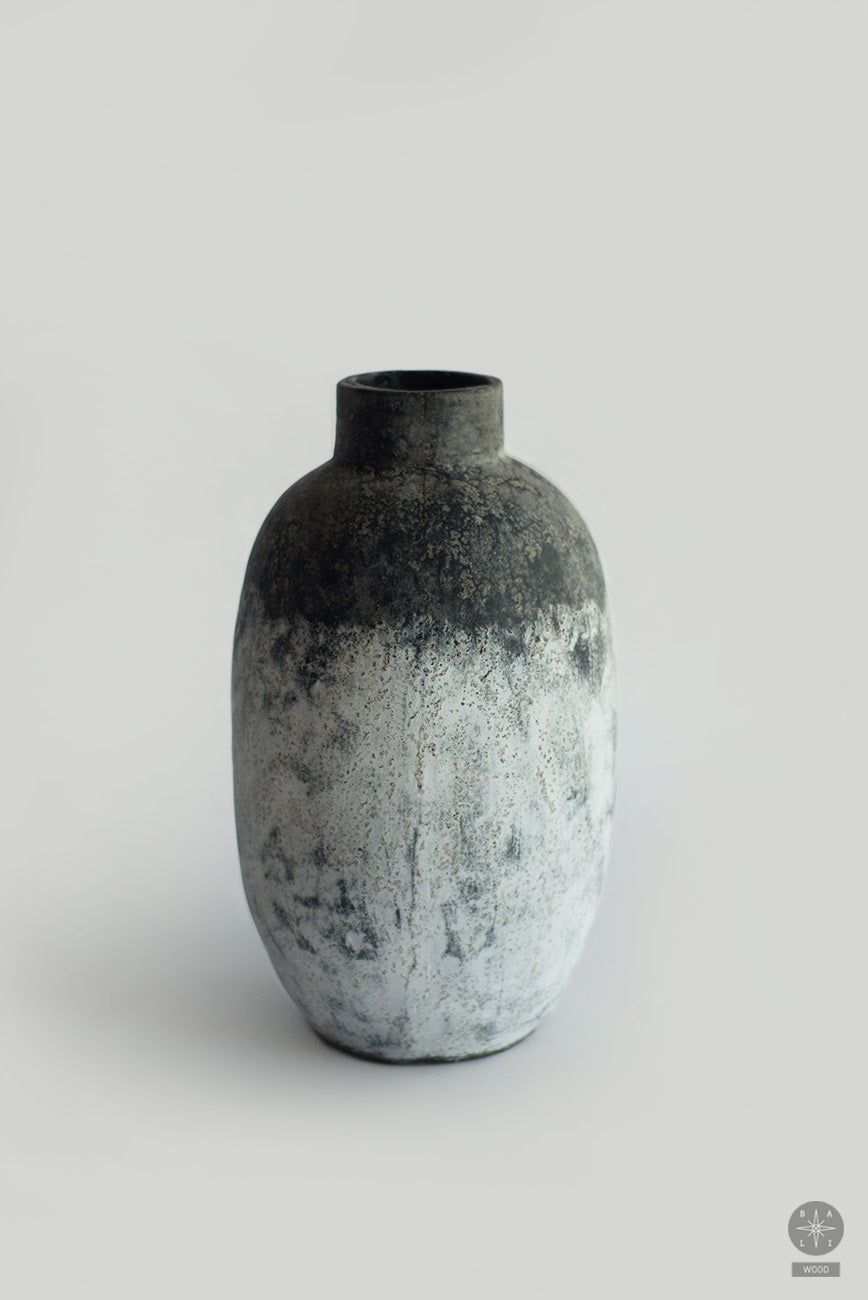 Decorative vase