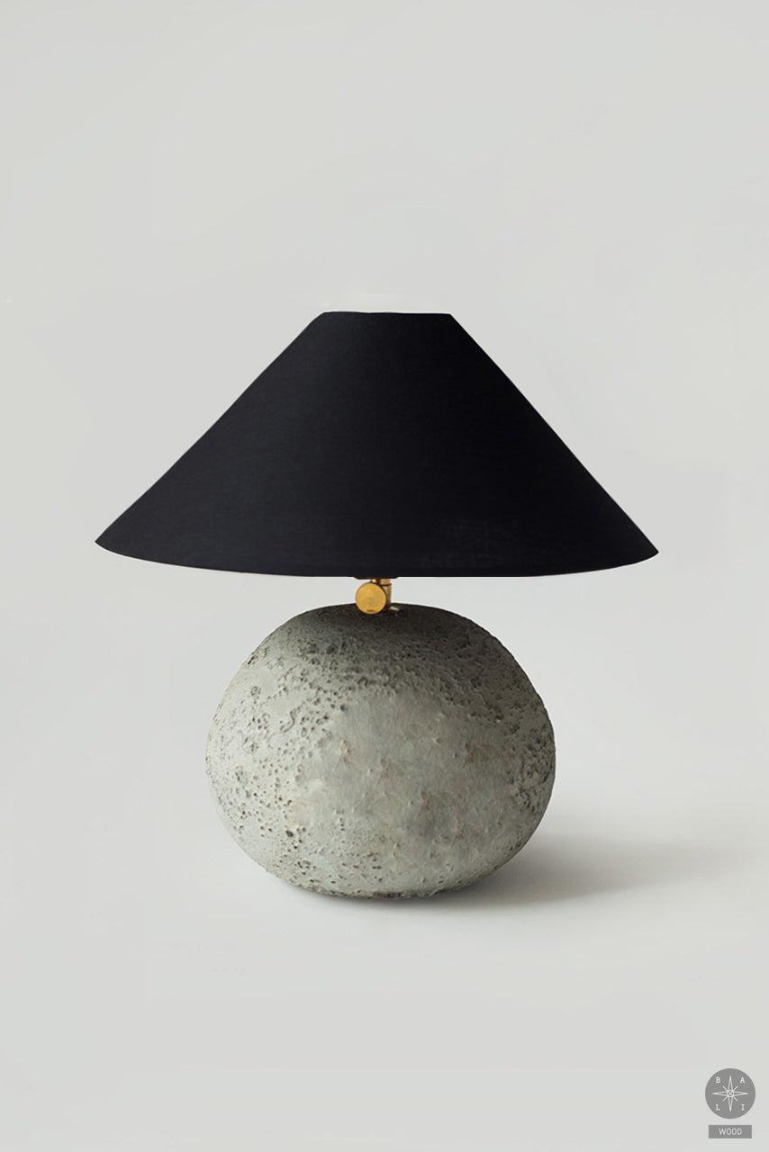 Concrete table lamp