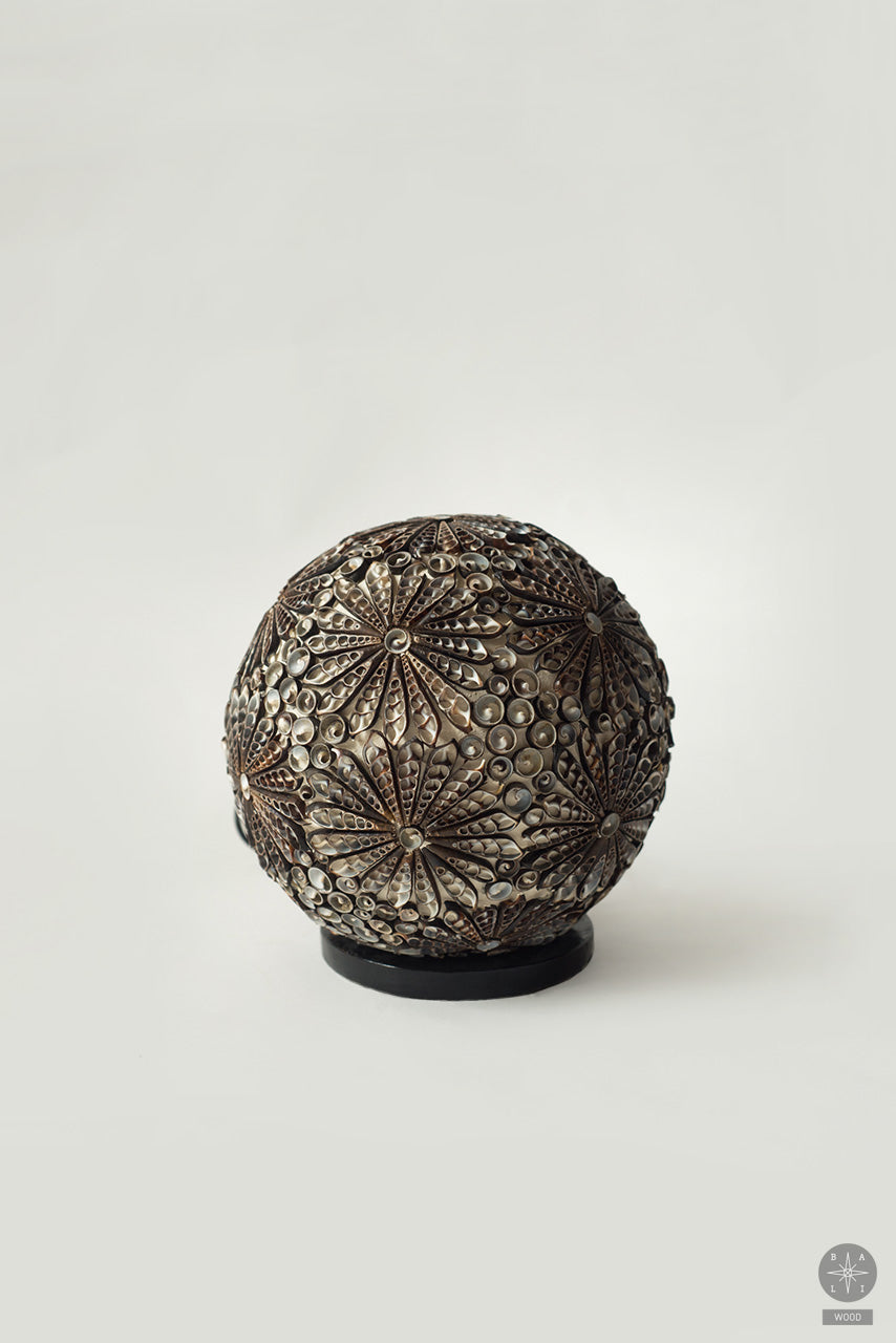 Table lamp made of dark shells