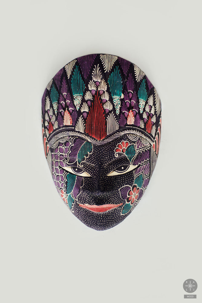Decorative mask