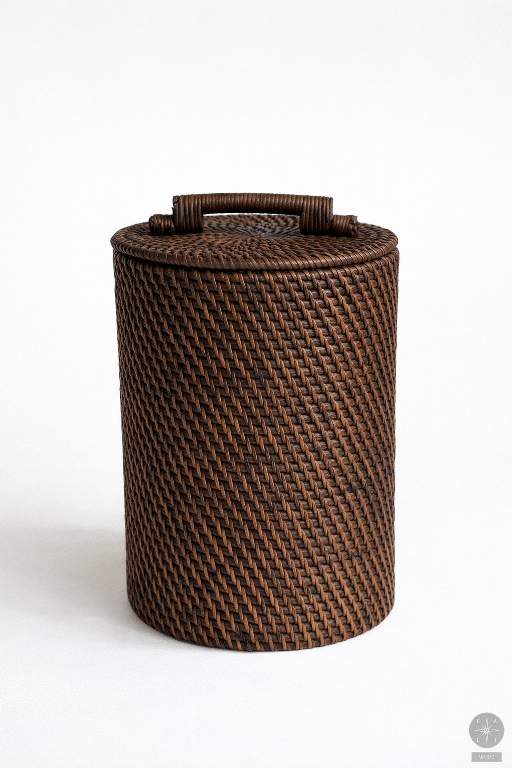 Rattan trash basket